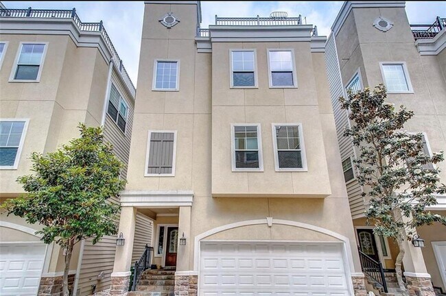 property at 1213 W 15th 1/2 St