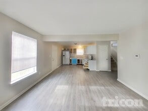 10213 Blue Sky Dr in Avon, IN - Building Photo - Building Photo