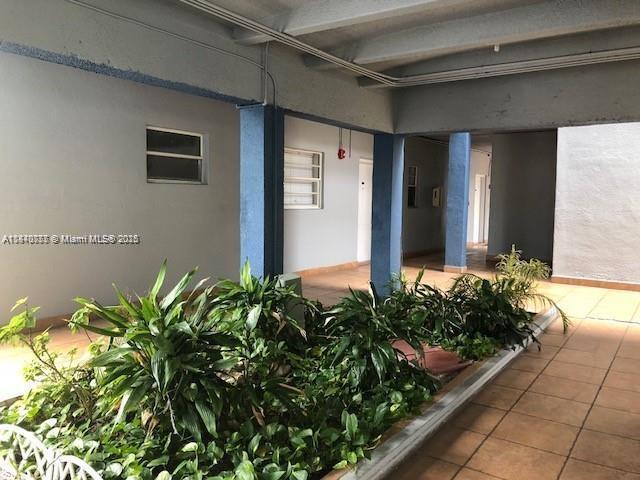 399 NW 72nd Ave in Miami, FL - Building Photo - Building Photo
