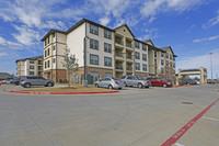 Gala at Oak Crest in Euless, TX - Building Photo - Building Photo