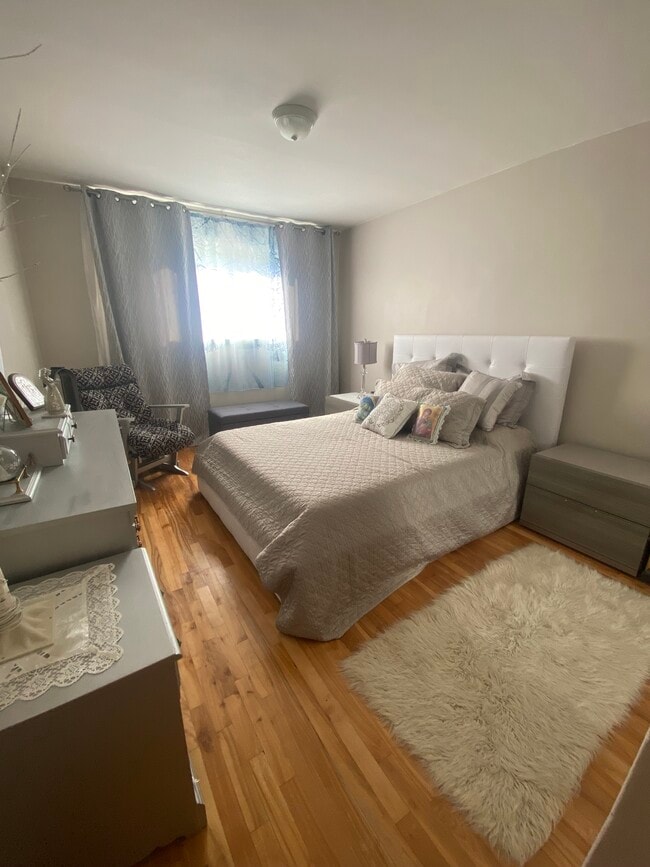 5374 Connaught Av in Montréal, QC - Building Photo - Building Photo