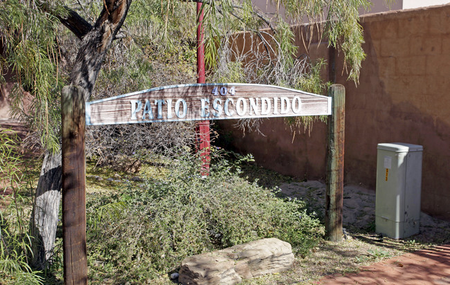 Patio Escondido Apartments in Albuquerque, NM - Building Photo - Building Photo