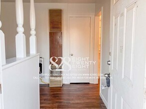 712 N Midwest Blvd in Midwest City, OK - Building Photo - Building Photo