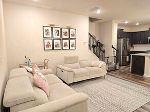 607 Bucknell Way in Durham, NC - Foto de edificio - Building Photo