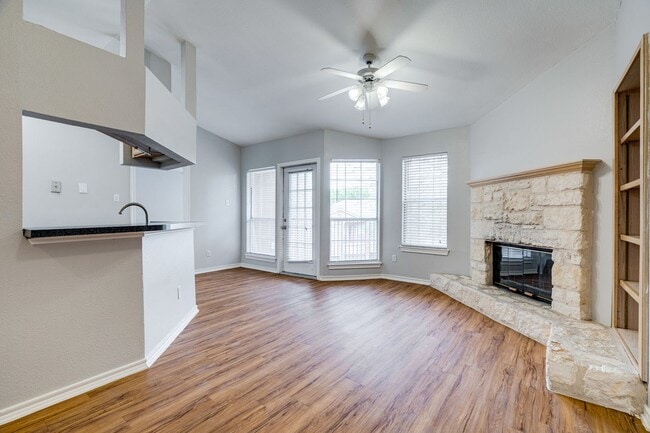 property at 6804 N Capital of Texas Hwy