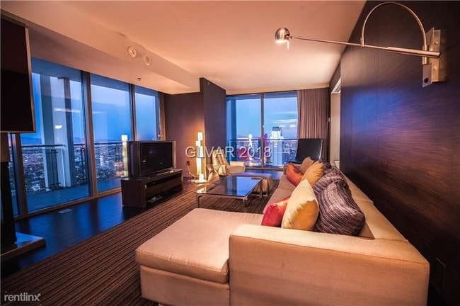 4381 W Flamingo Rd-Unit -Unit 28307 in Las Vegas, NV - Building Photo - Building Photo