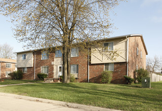 Willow Glen Apartments in Romulus, MI - Building Photo - Building Photo