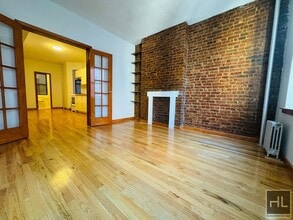 PITT STREET in New York, NY - Building Photo - Building Photo