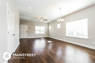 608 Oakvale Ln in Mount Juliet, TN - Foto de edificio - Building Photo