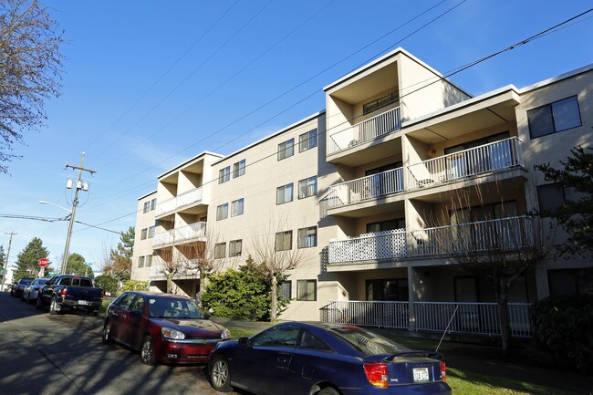 Lakeview Court Apartments in Seattle, WA - Building Photo - Building Photo