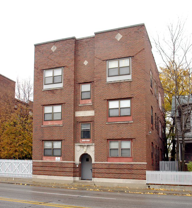 2055 N College Ave in Indianapolis, IN - Building Photo - Building Photo