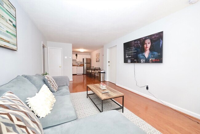 11 Cogswell Ct in Cambridge, MA - Building Photo - Building Photo