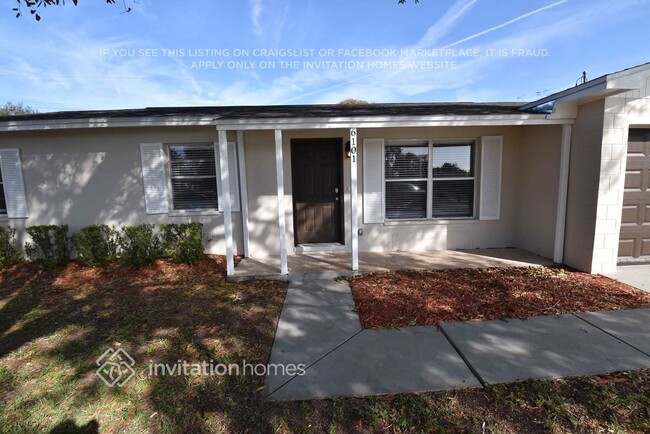 6101 Waterman Ln in Lakeland, FL - Building Photo - Building Photo