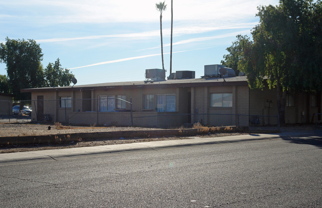 Rose Lane in Glendale, AZ - Building Photo