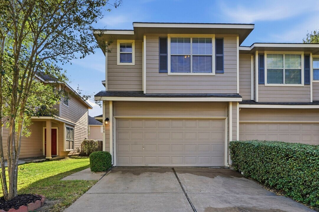 5606 Redgrove Ln in Katy, TX - Building Photo