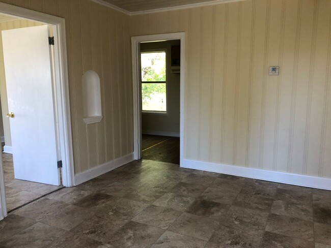 property at 128 College Park Cir