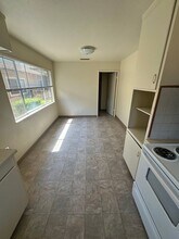 236 W 20th St-Unit -236 in Merced, CA - Building Photo - Building Photo