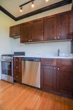 4546 N Malden St, Unit #103 in Chicago, IL - Building Photo - Building Photo