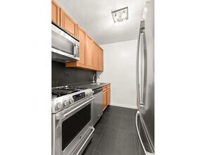 382 Central Prk W, Unit 14U in New York, NY - Building Photo - Building Photo
