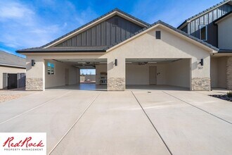 1951 Old Stone Cove in Washington, UT - Building Photo - Building Photo