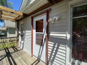 409 2nd St in West Des Moines, IA - Building Photo - Building Photo