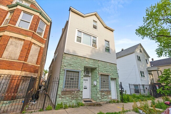 property at 4450 S Wood St