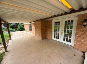 2805 Westwood Dr in Arlington, TX - Building Photo - Building Photo