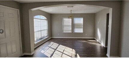 11735 Alief Clodine Rd in Houston, TX - Building Photo - Building Photo