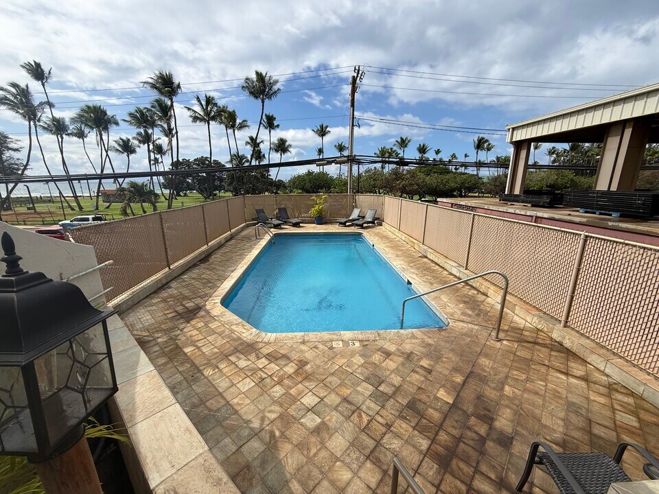 1993 S Kihei Rd, Unit 204 in Kihei, HI - Building Photo