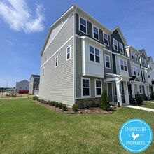339 Deercroft Dr in Apex, NC - Building Photo - Building Photo