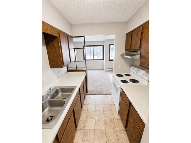 property at 761 S 9th St