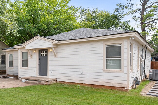 233 Athenia Dr in Fort Worth, TX - Building Photo - Building Photo