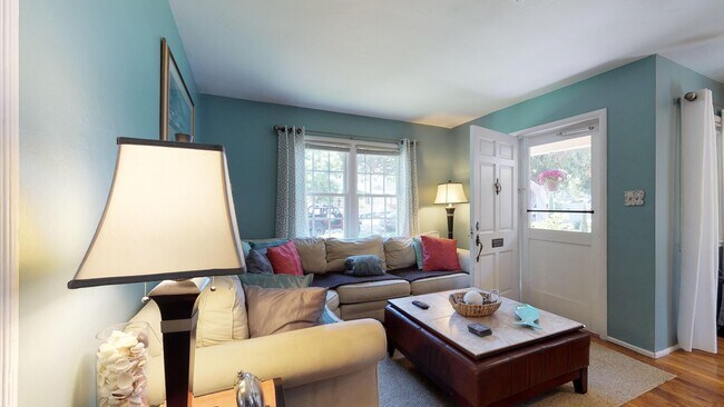 248 G Ave in Coronado, CA - Building Photo - Building Photo