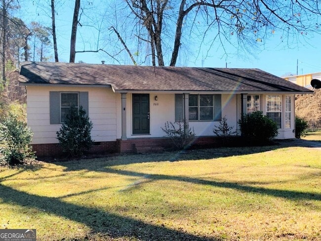 property at 208 Laurel Ln