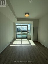 2485 Eglinton Ave W in Mississauga, ON - Building Photo - Building Photo