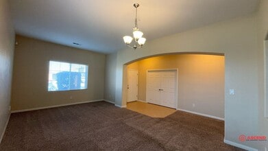 23 Ulysses Ct in Bakersfield, CA - Building Photo - Building Photo