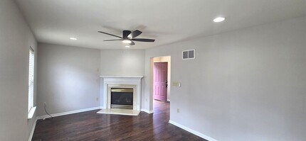 20 Normans Ford Dr in Sicklerville, NJ - Building Photo - Building Photo