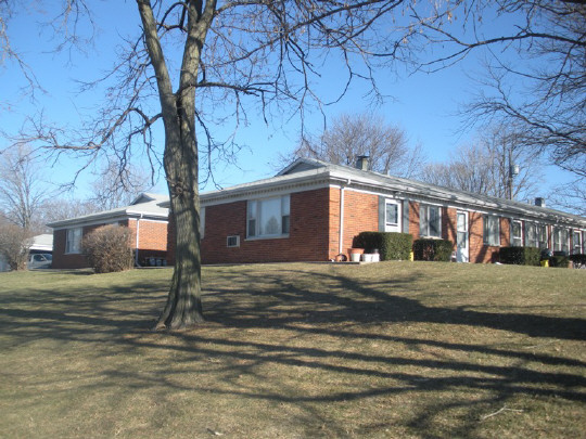 3004 Sandy Hollow Rd in Rockford, IL - Building Photo