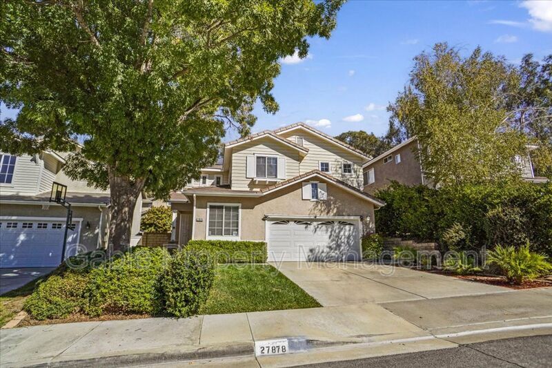 27878 Amberwood Ln in Santa Clarita, CA - Building Photo