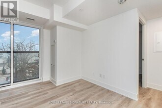 370 Martha St in Burlington, ON - Building Photo - Building Photo