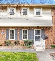 627 W Front St in Burlington, NC - Building Photo
