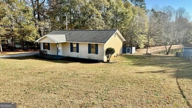110 Central Lake Dr in Griffin, GA - Building Photo - Building Photo