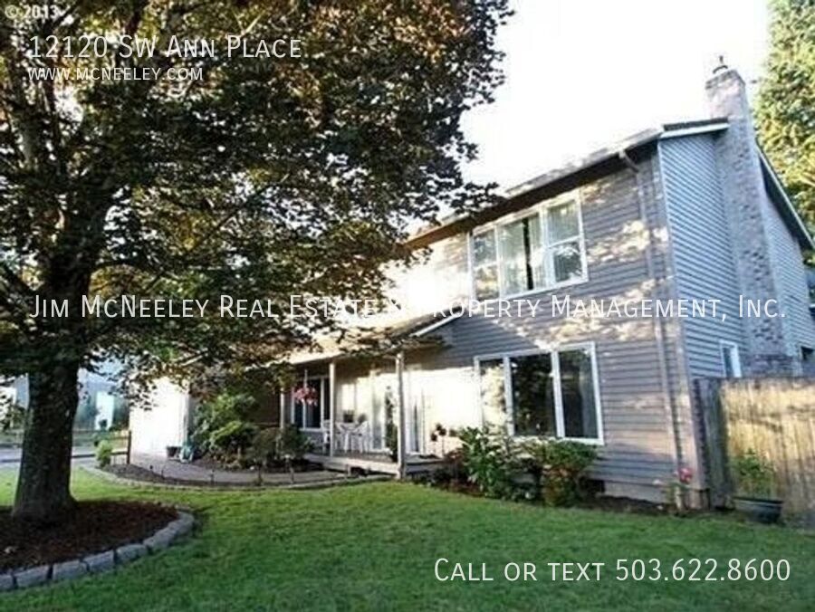 12120 SW Ann Pl in Tigard, OR - Foto de edificio