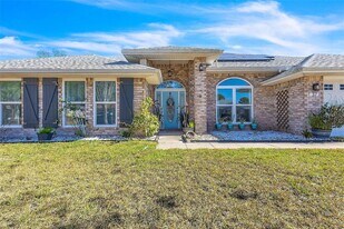 37 Princeton Ln in Palm Coast, FL - Building Photo