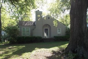 1020 Hancock Dr in Americus, GA - Building Photo
