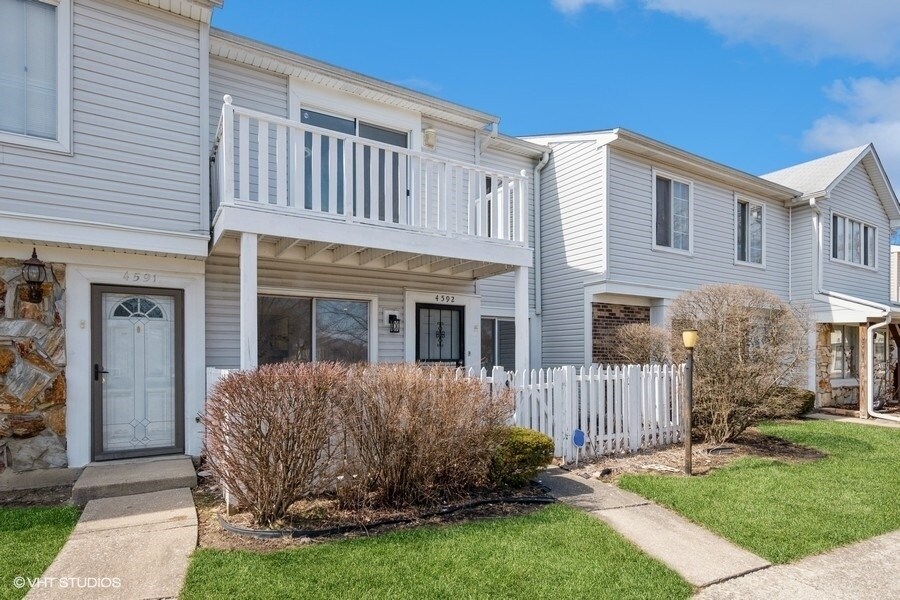 4592 Provincetown Dr in Country Club Hills, IL - Building Photo