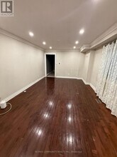 12 Caruso Dr in Brampton, ON - Building Photo - Building Photo