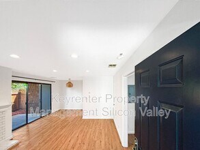 1902 La Terrace Cir in San Jose, CA - Building Photo - Building Photo