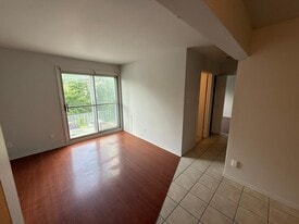 114 Rue des Textiles in Cowansville, QC - Building Photo