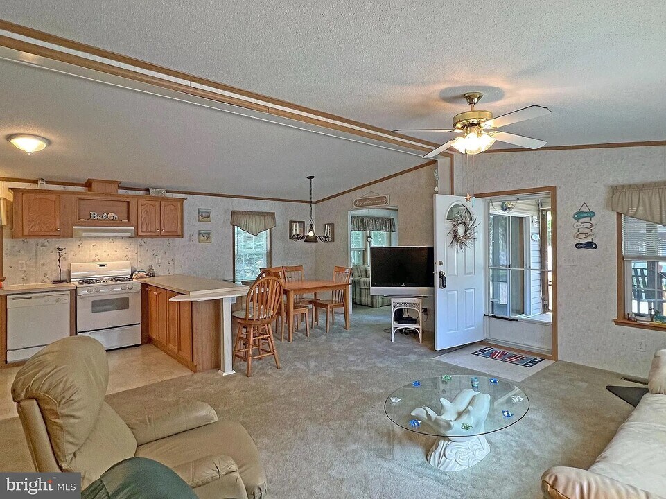 36264 King St in Rehoboth Beach, DE - Foto de edificio
